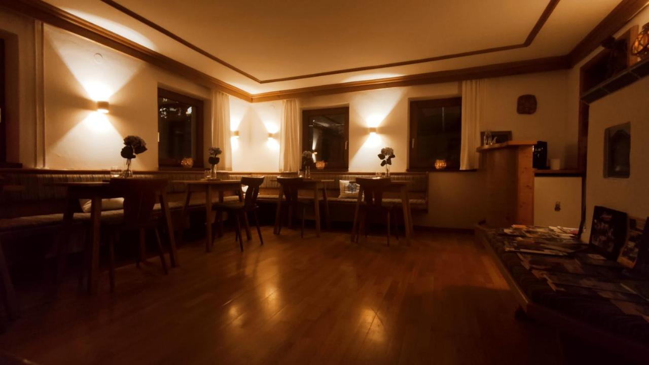 Zum Schneider Bed & Breakfast Finkenberg Exterior foto